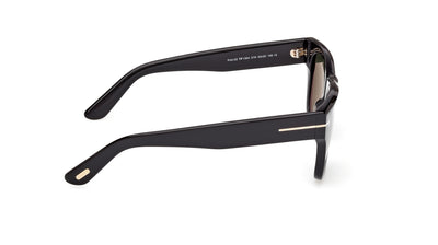 Tom Ford FINN-02 FT1304 01N